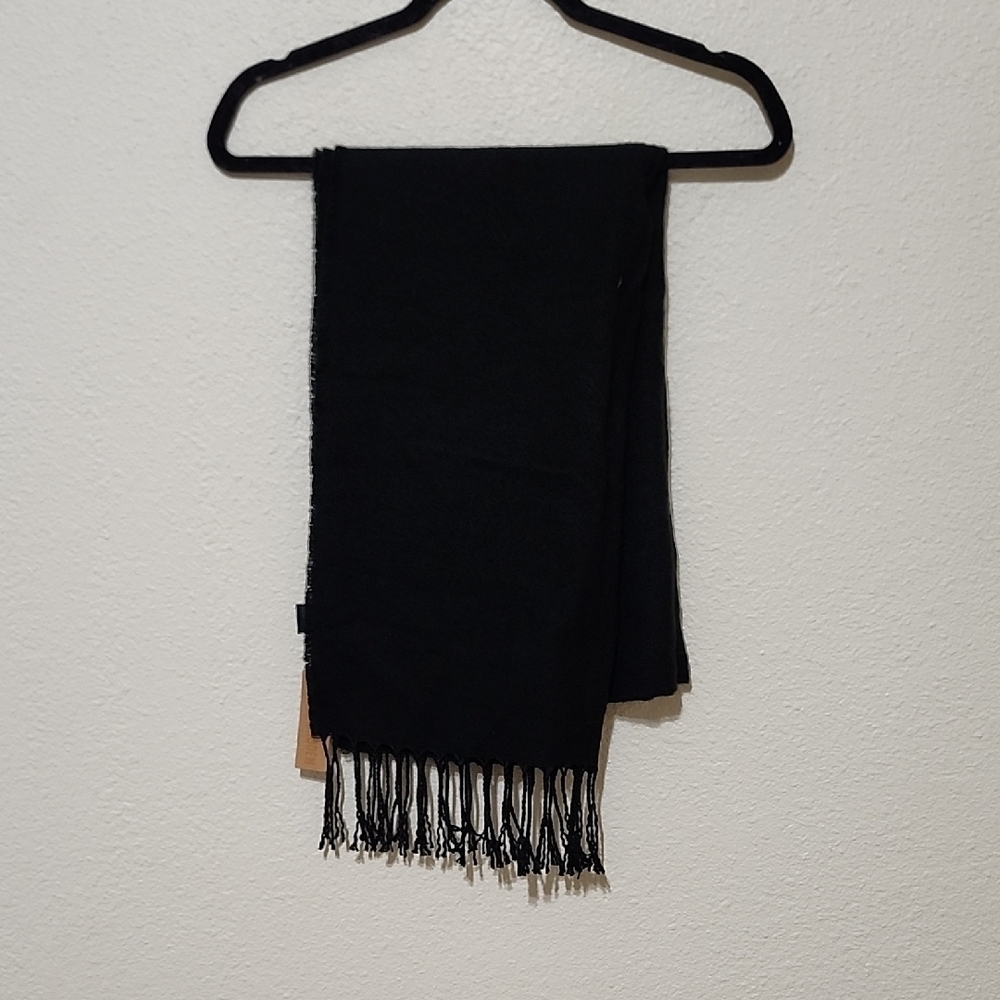 Steve Madden Black Scarf